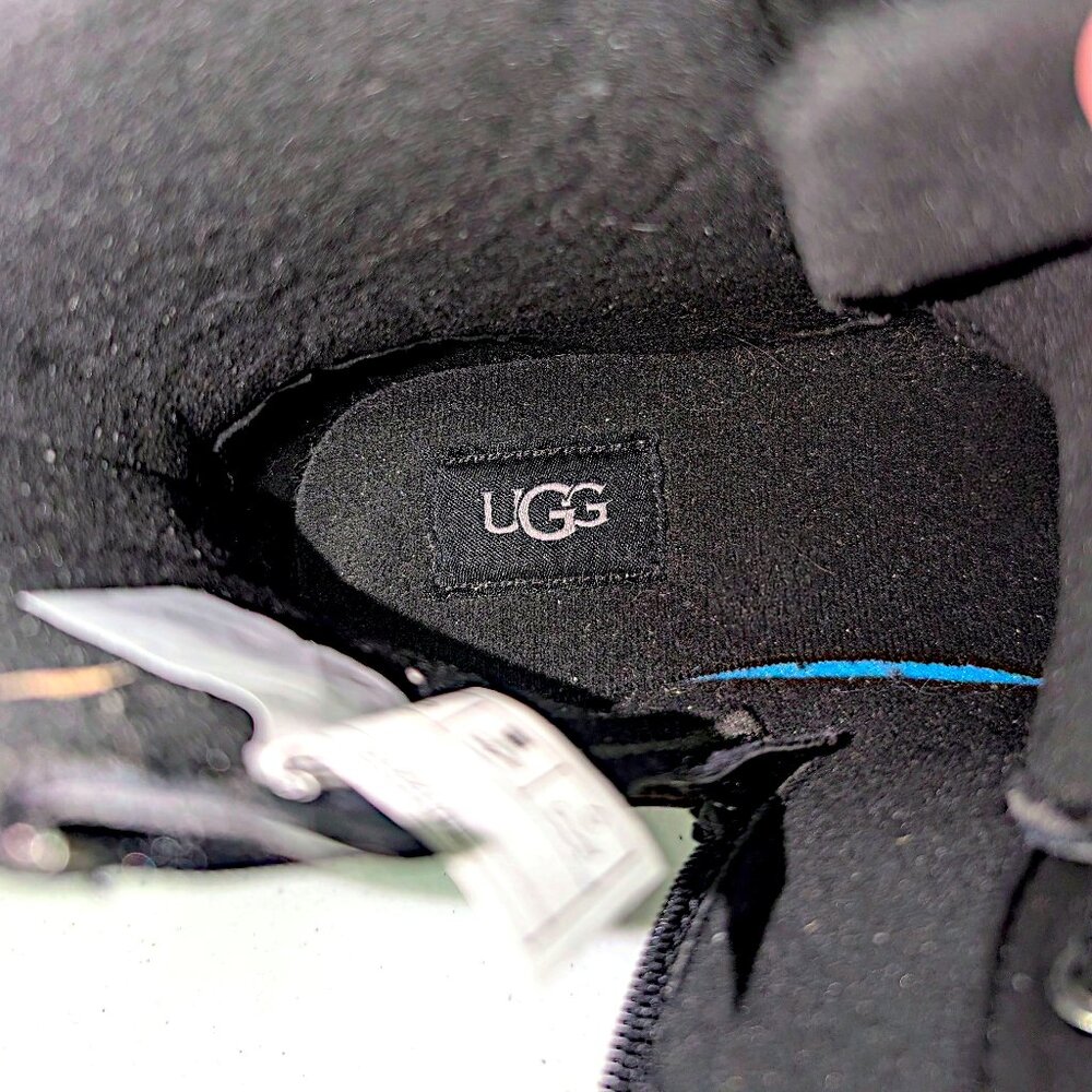 UGG Robley Glitter Black Shiny Big Kids Zipper Boots Size 6 Excellent Condition - Picture 9 of 9